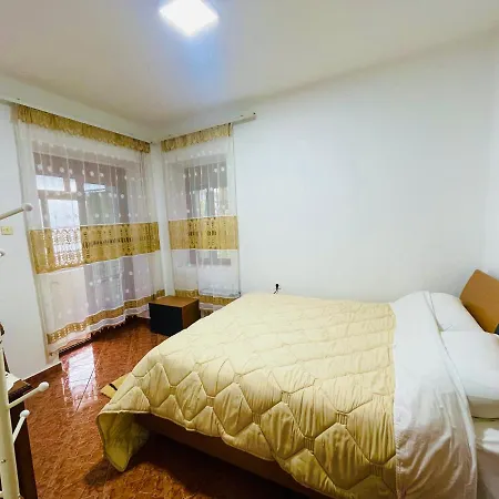 Gjirokastra Apartment * Gjirokastër