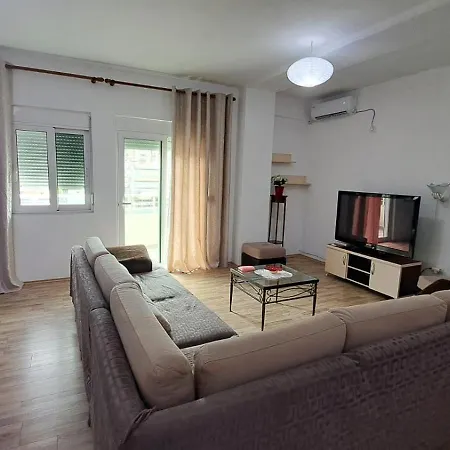 Apartamento 360 Gjirokastër